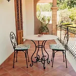 Bed and Breakfast Elvira Al Duomo 4*