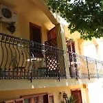 Bed and Breakfast Elvira Al Duomo 4*