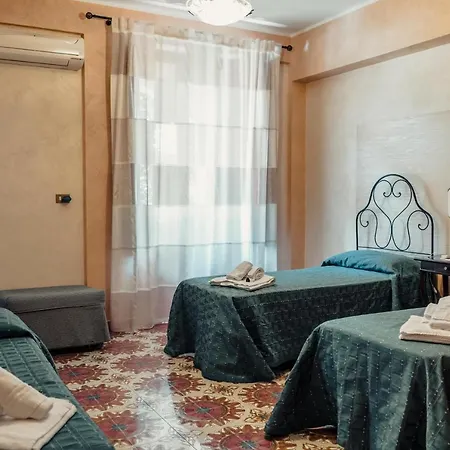 Elvira Al Duomo Bed & Breakfast 4*