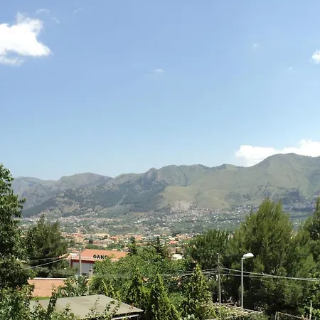 Bed & Breakfast Elvira Al Duomo 4*