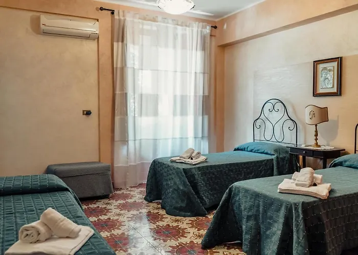 Elvira Al Duomo Bed and Breakfast 4*