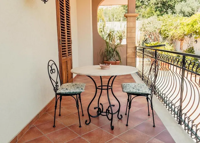 Bed and Breakfast Elvira Al Duomo 4*