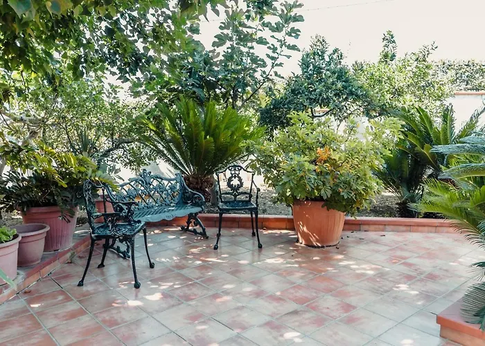 Bed and Breakfast Elvira Al Duomo 4*