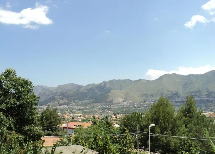 Bed and Breakfast Elvira Al Duomo 4*